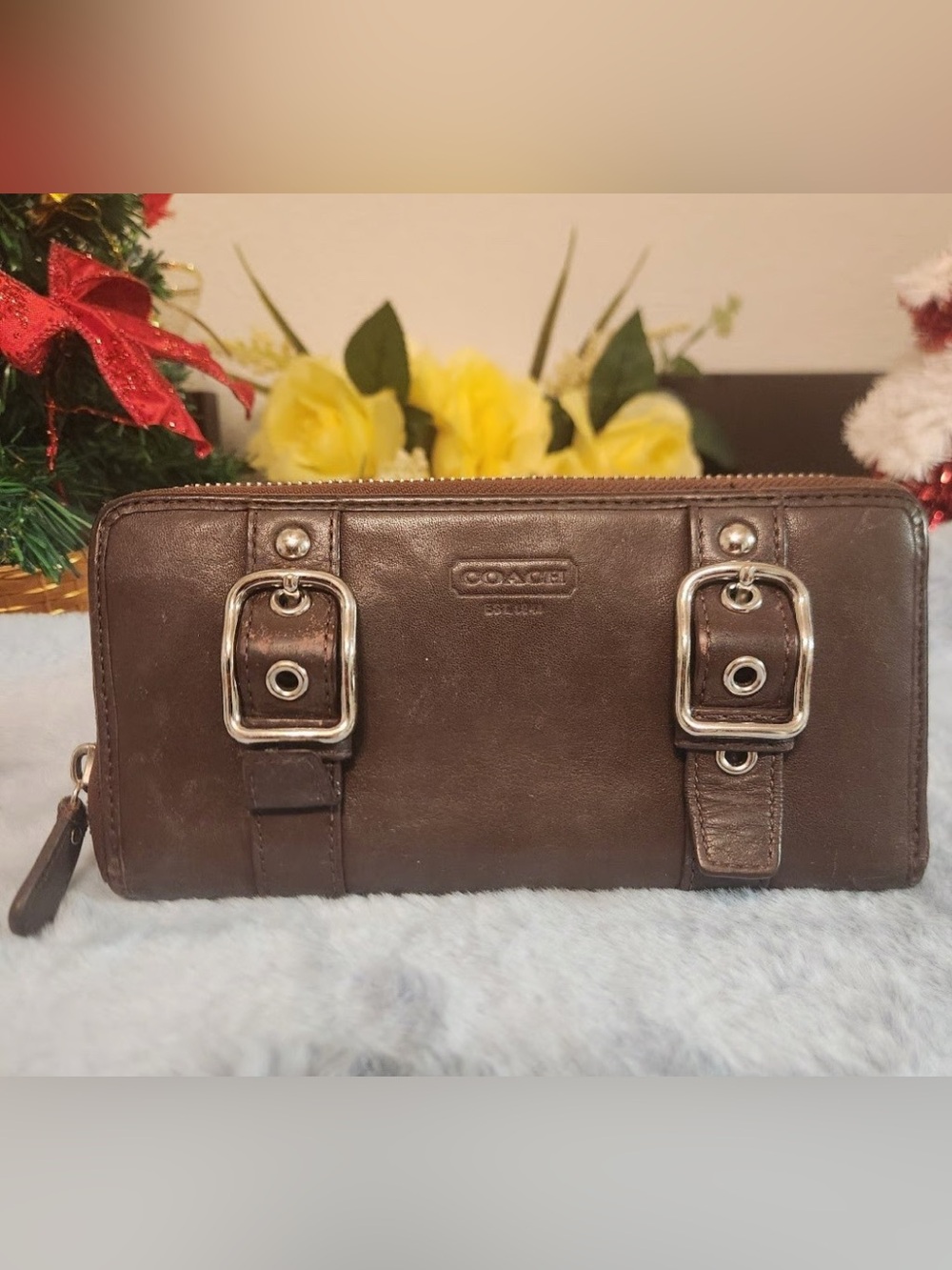 Vintage Coach Zoe Double Pouch Zip Around Wallet